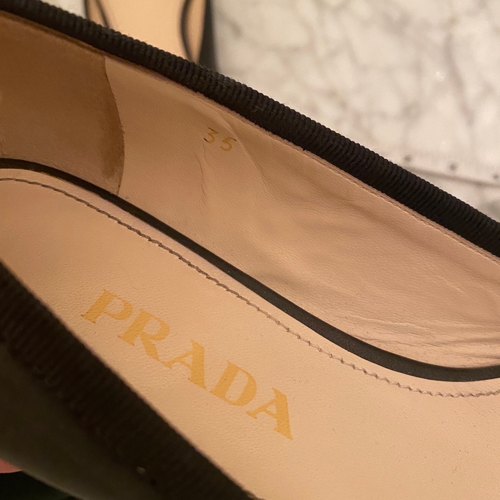 Size 5 / 35 PRADA Black Calf Leather Flats - Picture 9 of 12